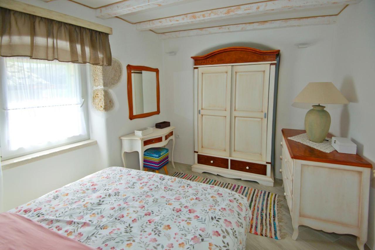 Apartment Sanjin With Sea View Башка Экстерьер фото