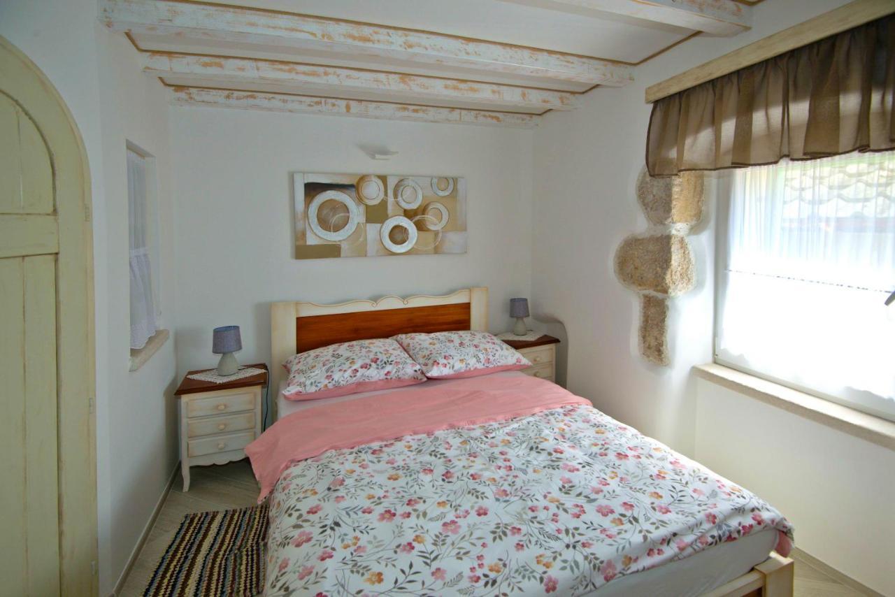 Apartment Sanjin With Sea View Башка Экстерьер фото